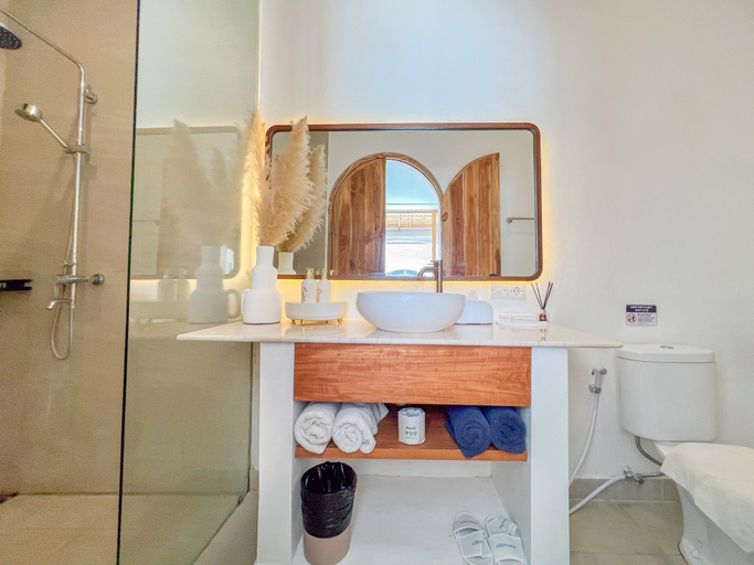 Bathroom 5, Codyard Luxury Suites, Badung