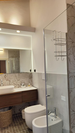Bathroom 2, B&B Villa Letizia, Rimini