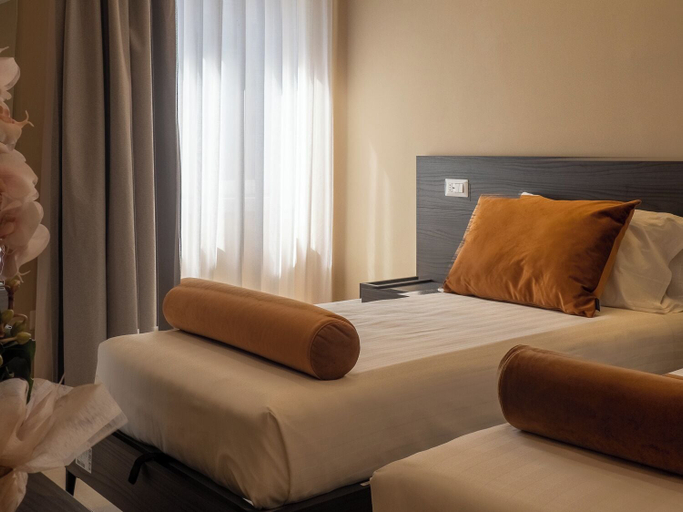 Room 2, N42 Hotel, Napoli