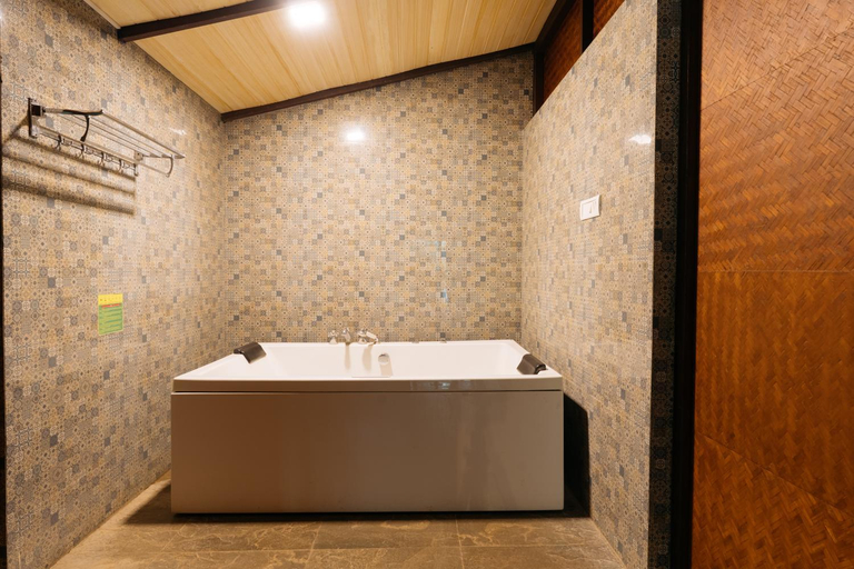 Bathroom 3, KABINI DISCOVERY VILLAGE , Mysore