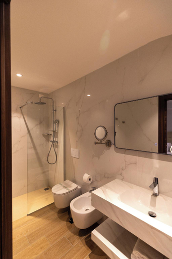Bathroom 5, Lh HOTELS, Milano
