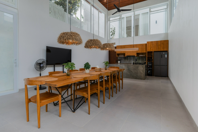 Others 5, Villa Nove, Tabanan