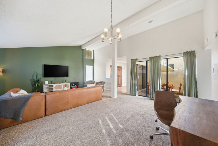 Living area 4, Albuquerque Escape Hot Tub + Atrium 4 Bedroom Home, Bernalillo