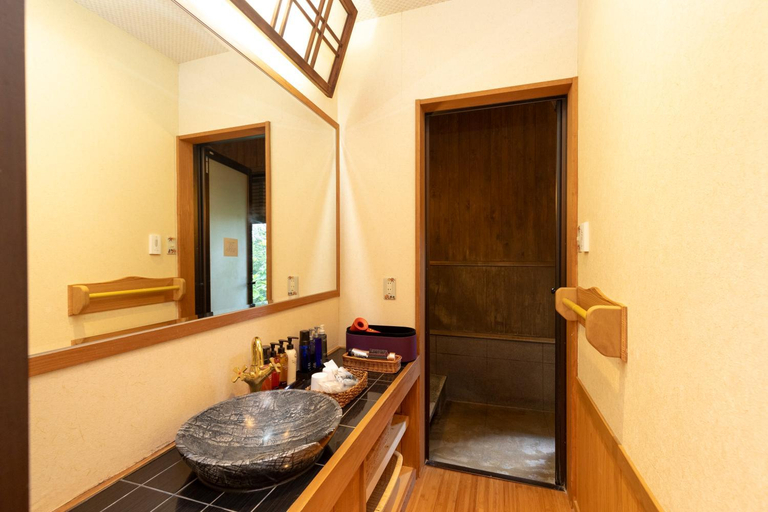 Bathroom 3, Iyashi no Yado Iroha, Beppu