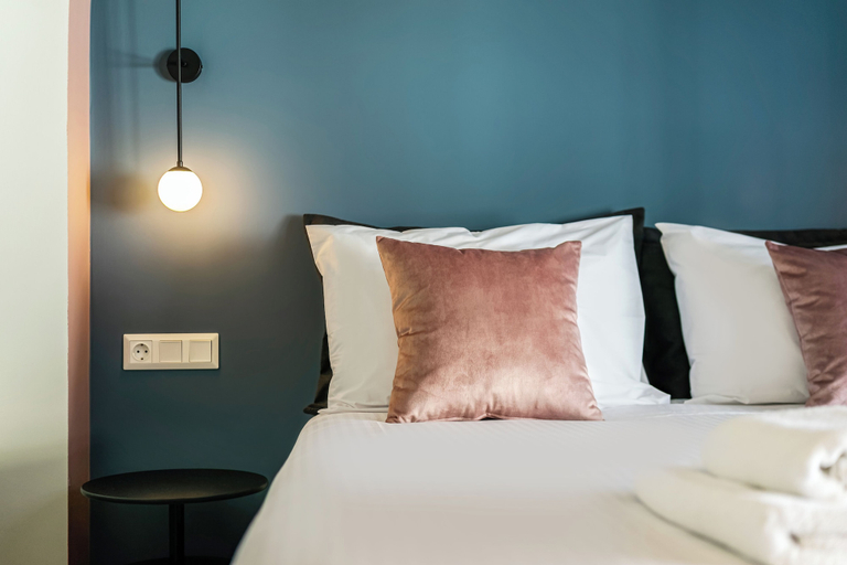 Room 2, Arches Apartments, Attica