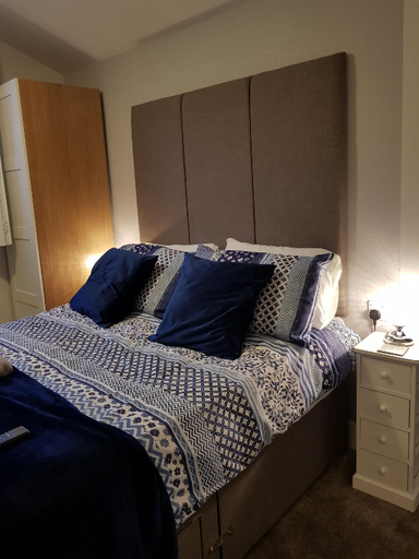 Bedroom 2, Saracens House, Lancashire
