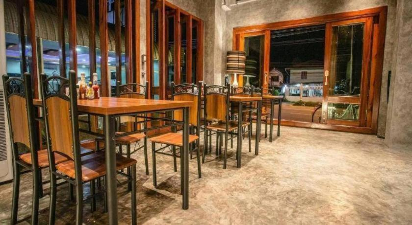 Food & Drinks, Theloft boutique nakhonpanom, Muang Nakhon Phanom