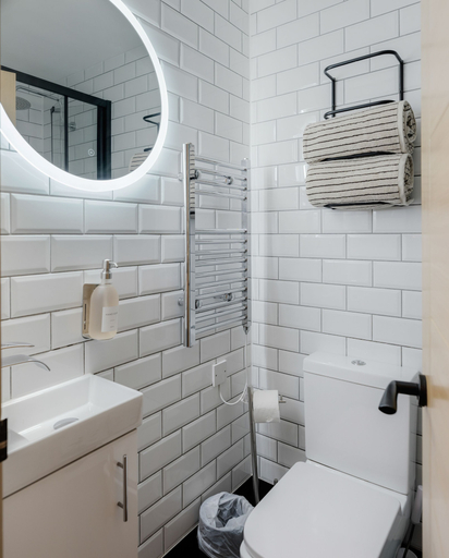 Bathroom 3, Tower Bridge Road Your Apartment, London