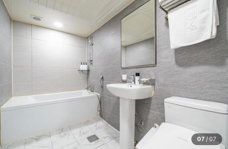 Bathroom 5, Pocheon Social Hotel, Pocheon