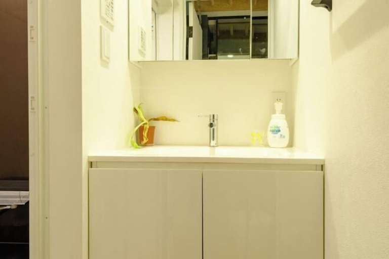 Bathroom 3, Higashi Nakano Monthly House, Nakano City