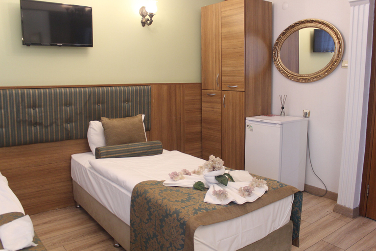 Bedroom 4, GROSS HOTEL, Fatih