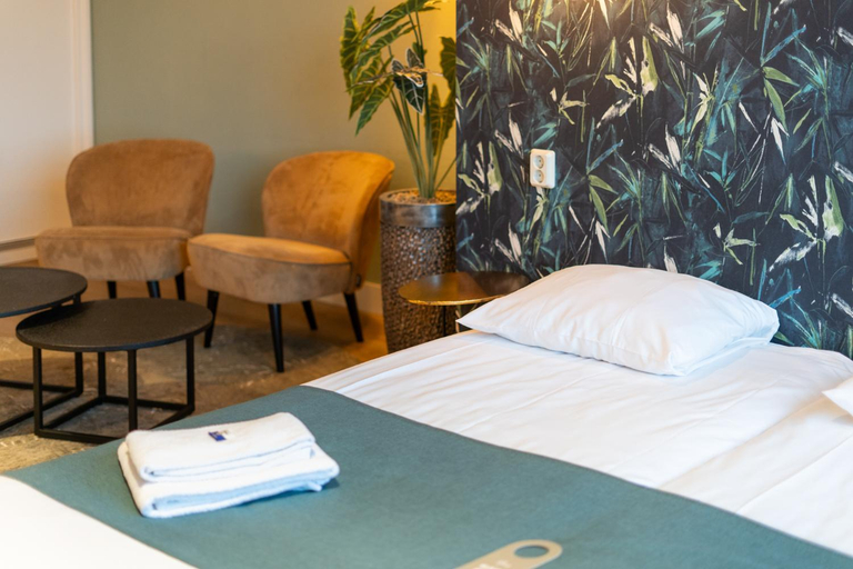 Bedroom 2, Hotel Ameland, Ameland