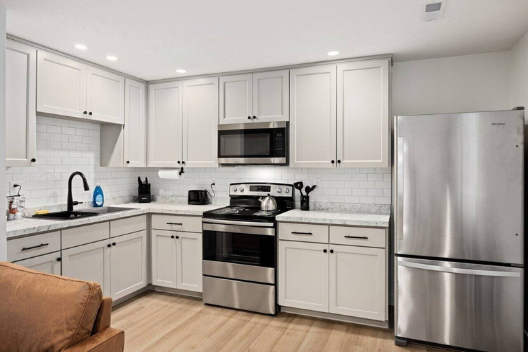 Private kitchen 3, The Silo 1 - Traveler's Haven, Tazewell