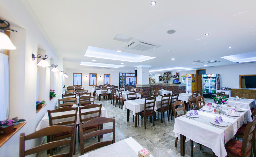 Food & Drinks 4, Hotel Almira, Herzegovina-Neretva