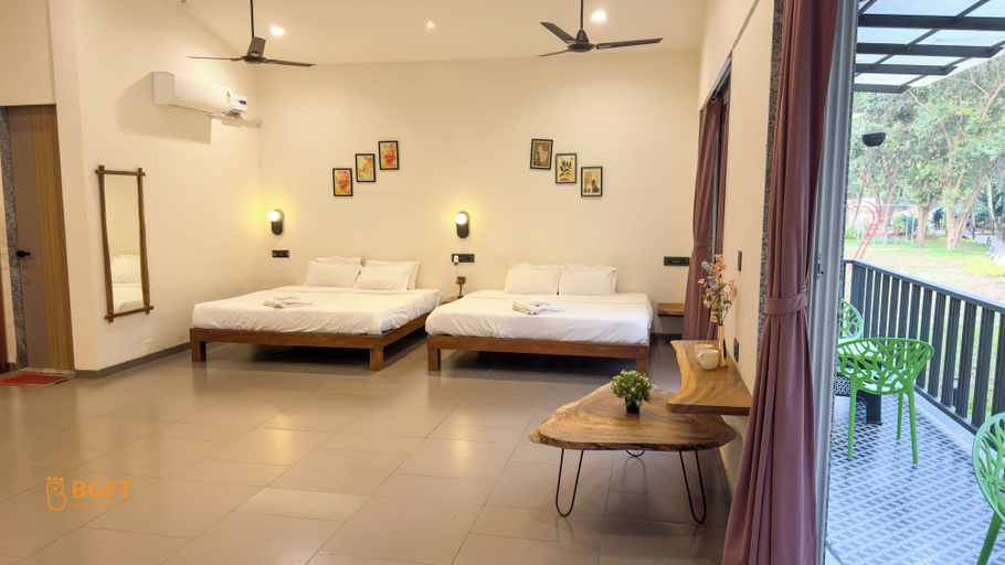 Room 4, Mountain Woods Farm Stay, Raigarh