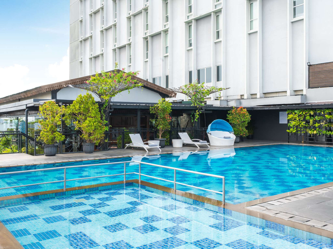 Others 2, Mercure Solo, Solo