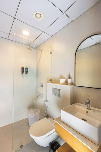 Bathroom 5, The Ambient Suite, Delhi