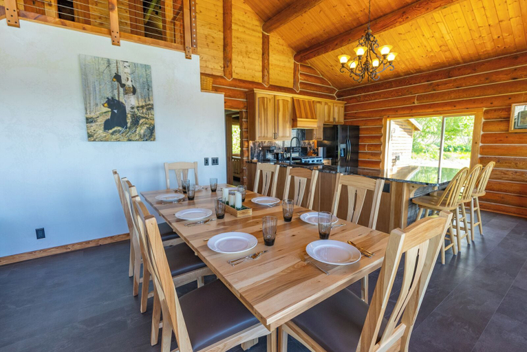 Dining 3, Destination Alaska Charters - Cabin 1, Kenai Peninsula