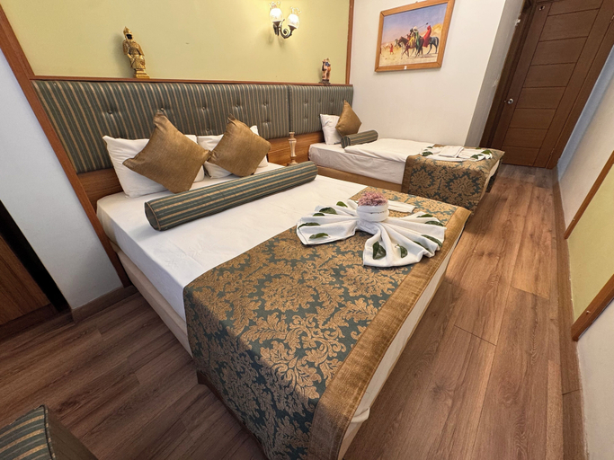 Bedroom 3, GROSS HOTEL, Fatih