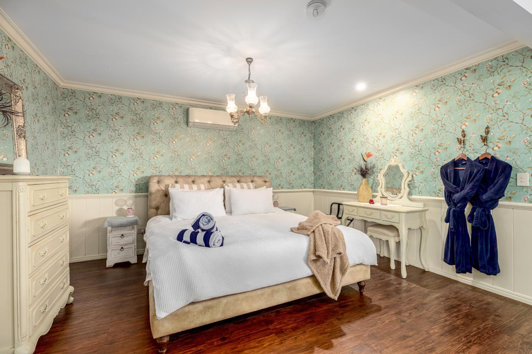 Bedroom 3, House of Mahalo Accommodation, Maroochy