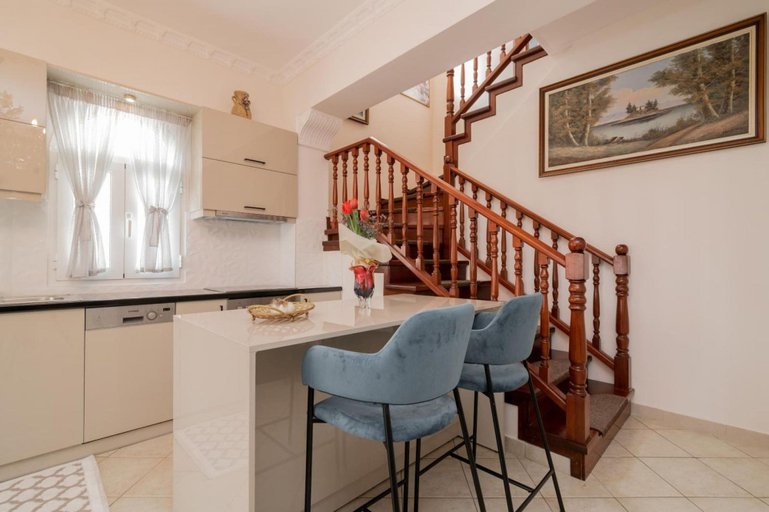 Room 5, Matina's Family House With Your Private Jacuzzi!, Ionian Islands