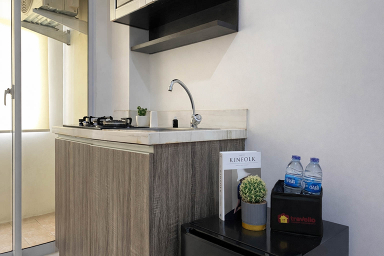Others 4, Basic Look Studio Apartment at Vittoria Residence By Travelio, Jakarta Barat