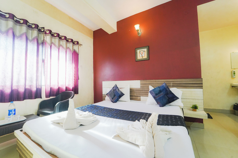 Room 3, Hotel Shreekrupa Residency, Satara
