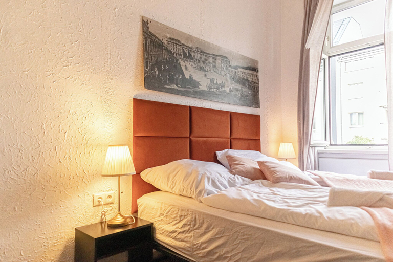 Room 4, Charming 2BR Apt Near Meidling Station, Wien