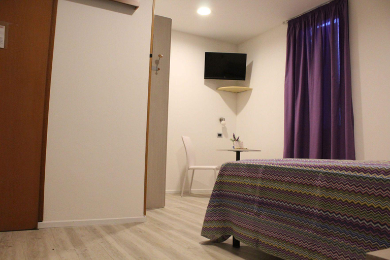 Bedroom 4, Hotel Ristorante La Collina, Bologna