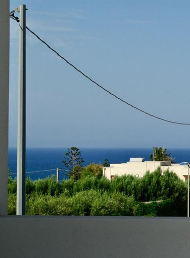 Others 5, Casa nel Sud-Est, Ragusa