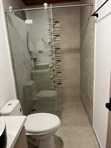 Bathroom 4, Apto Domus, Pamplona