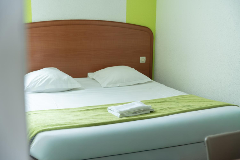 Bedroom 2, Bhoma Budget Troyes aeroport, Aube