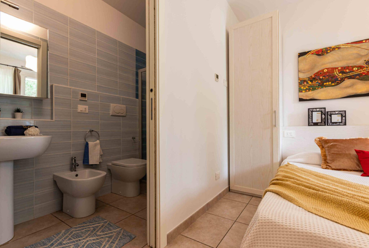 Bathroom 3, Recently built Apartment with big swimming pool and balcony no5331, Venezia