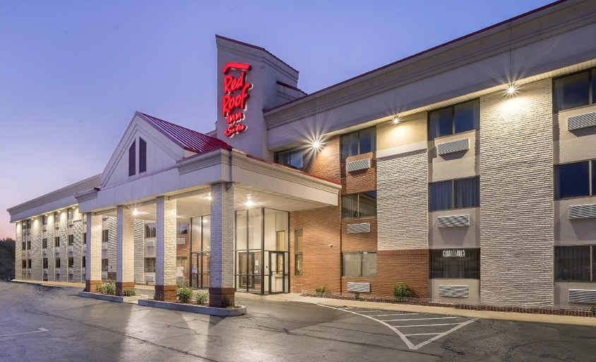Exterior & Views 2, Sycamore Suites, Lorain