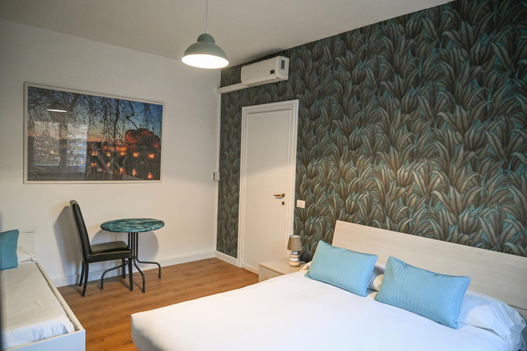 Bedroom 3, Vaticanum 67, Rome