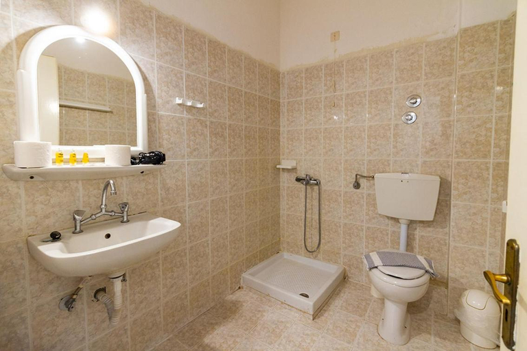 Bathroom 3, Pagona Hotel, Central Greece