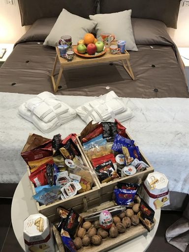 Food & Drinks 5, B&B IN CENTRO STORICO SALERNO, Salerno
