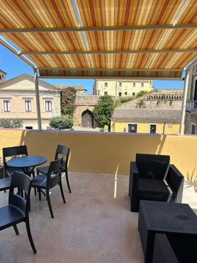 Food & Drinks 4, B&B Carlo V, Crotone
