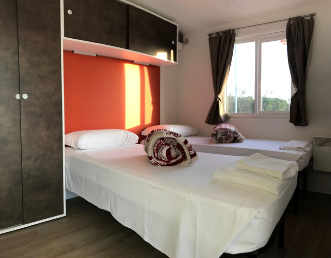Bedroom 2, Camping Verona Village, Verona