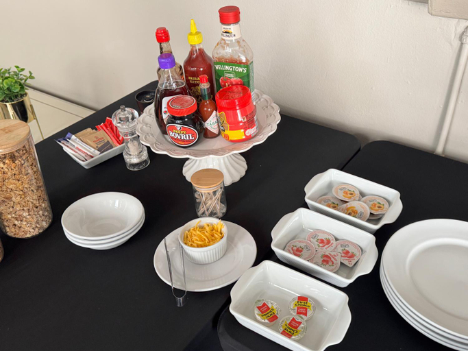 Food & Drinks 2, Upper Room Guesthouse, Cacadu