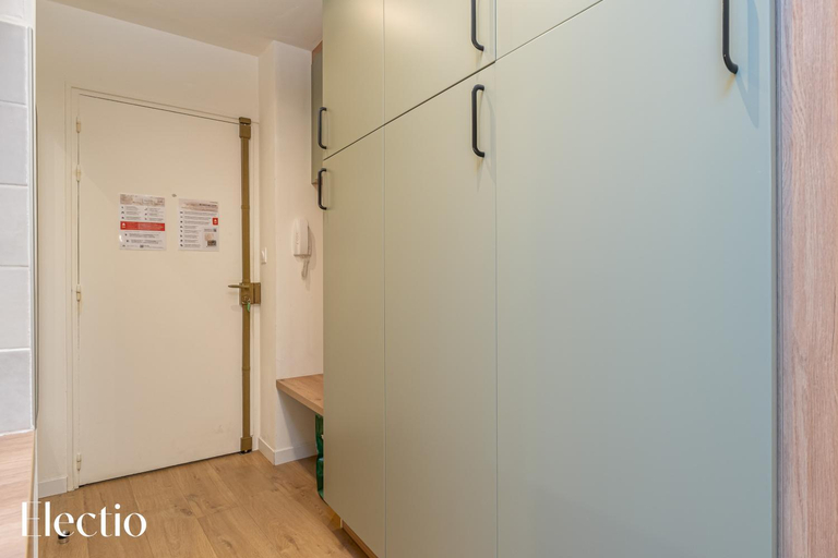 Others 5, Les Nids de la Diane - Appart'Conforts, Vaucluse