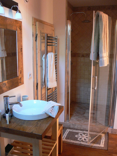 Bathroom 3, A la Bouge'Hotes, Savoie