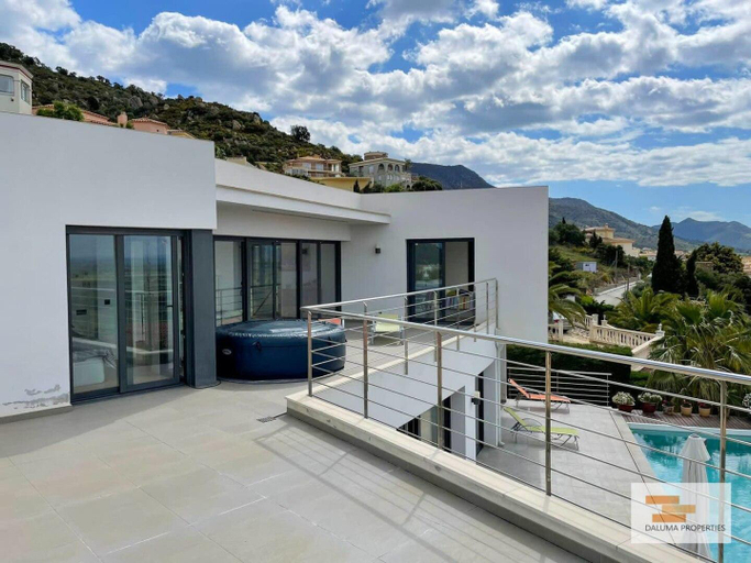 Exterior & Views 2, Luxury Villa with Jacuzzi - Costa Brava, Girona