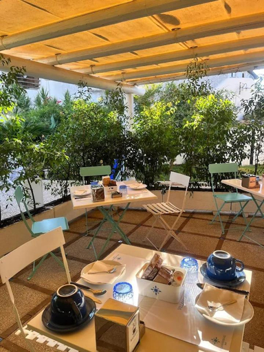 Food & Drinks 2, B&B Villamarina42, Cagliari