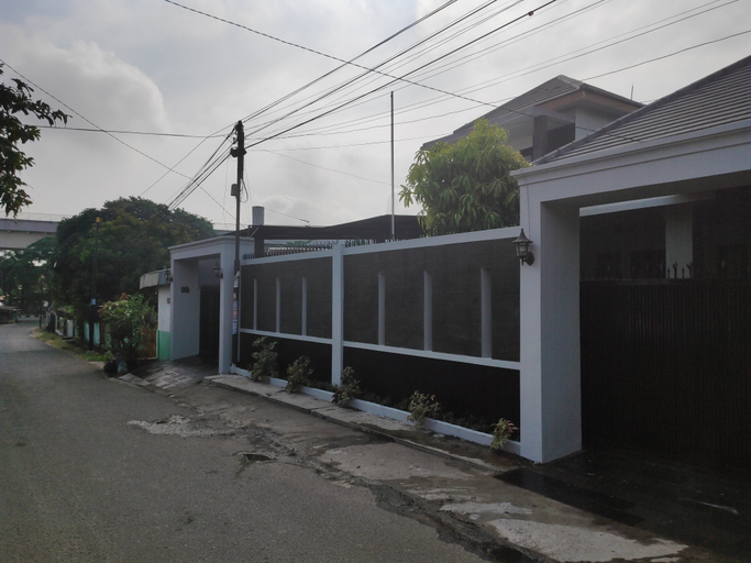 Exterior 1, Aldeoz Group House Palembang, Palembang