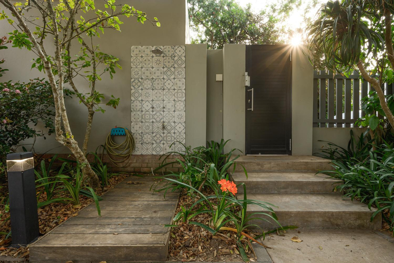 Exterior & Views 2, Ocean Breeze, Cacadu
