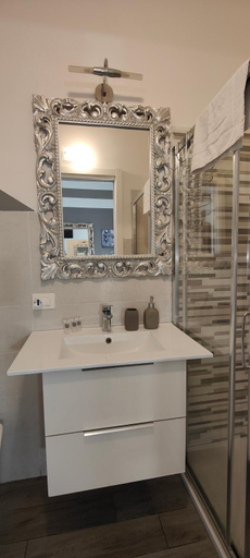 Bathroom 5, La Stanza Di Giulietta, Verona