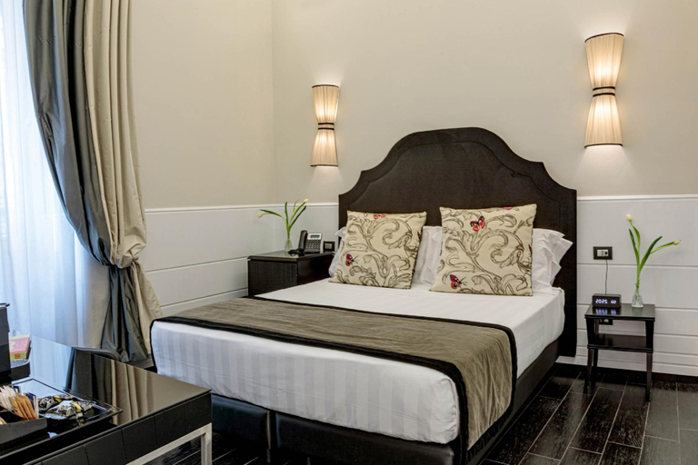 Bedroom 2, The Independent Suites, Rome