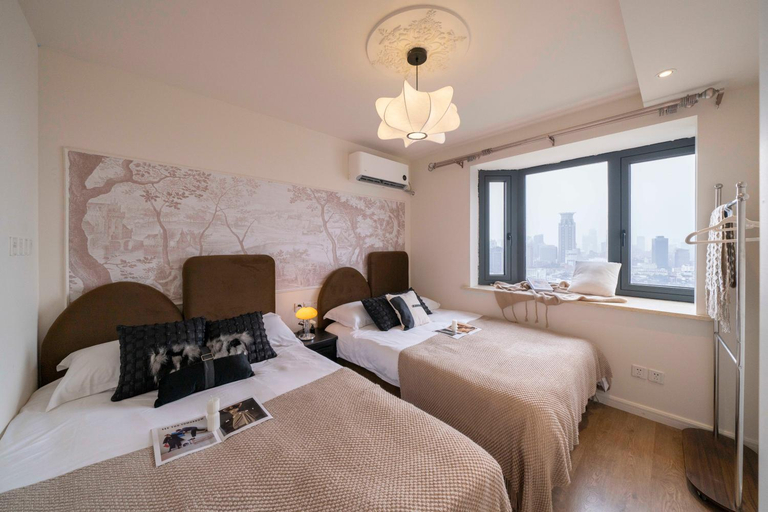 Bedroom 2, Book and Bed - Yuyuan Garden, Shanghai