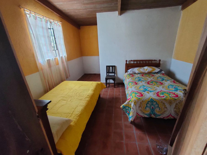 Bedroom 2, Pululahua Magia y Encanto, Quito